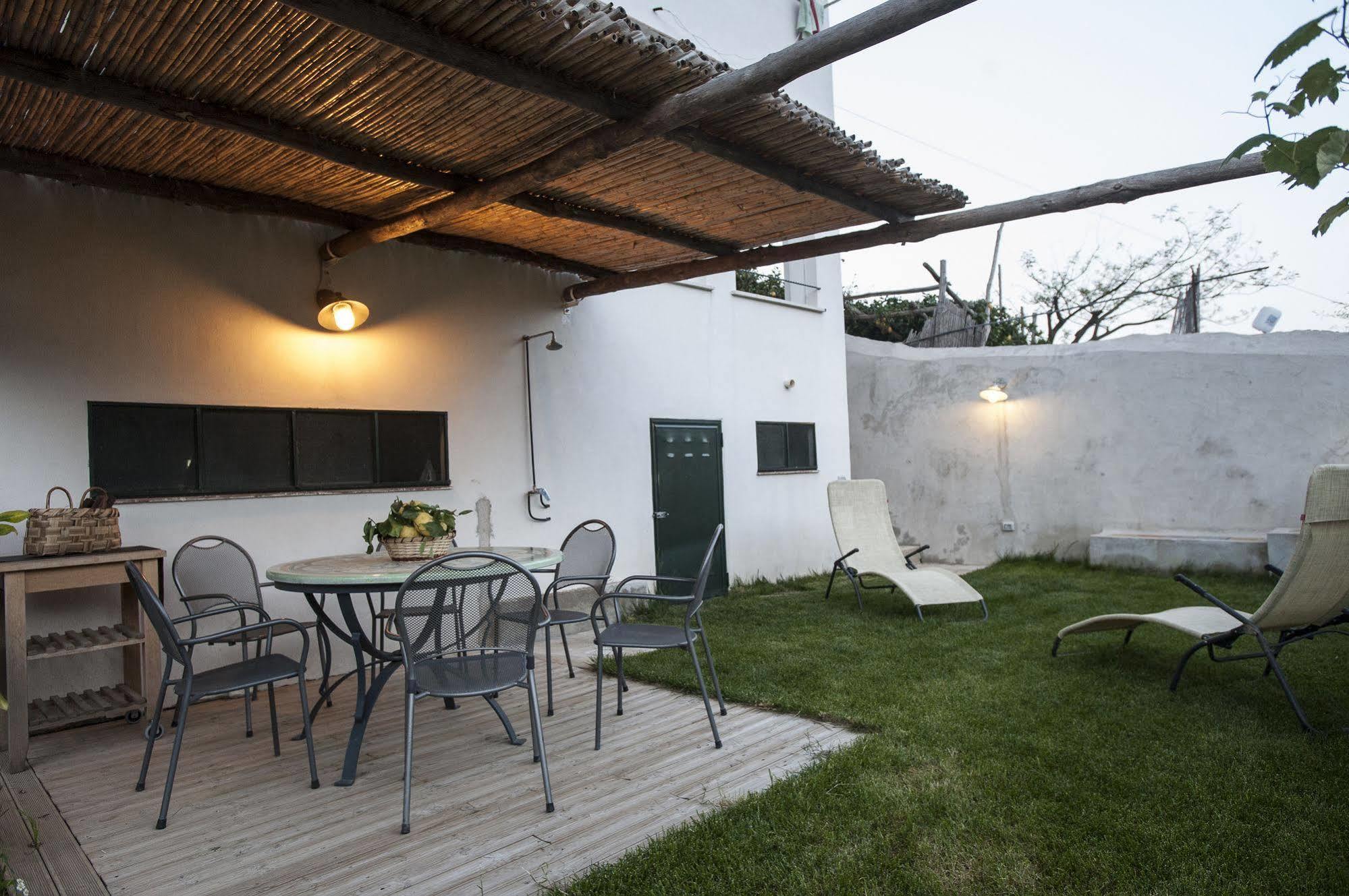 拉维罗La Casa Di Carla公寓 外观 照片
